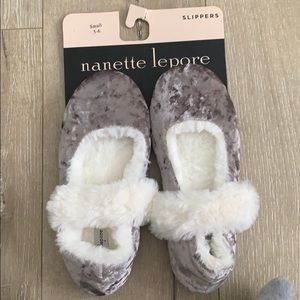 BRAND NEW NANETTE LEPORE SLIPPERS